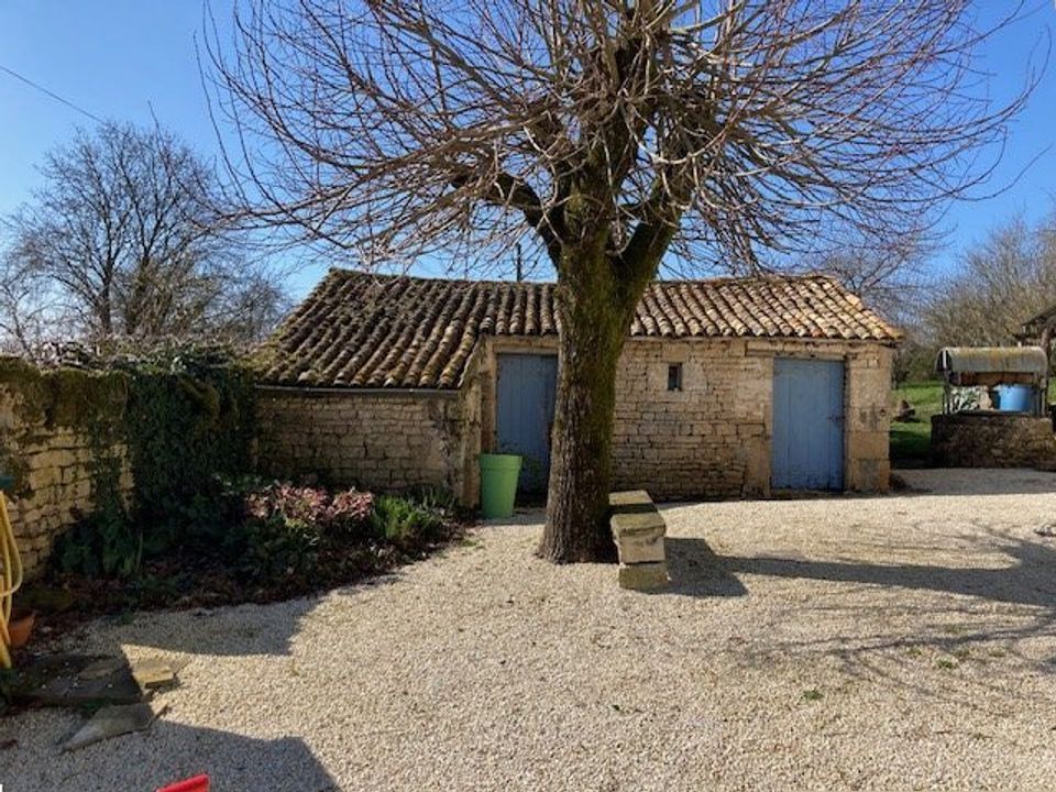 Landejendom i Chef-Boutonne, Deux-Sevres - foto 4