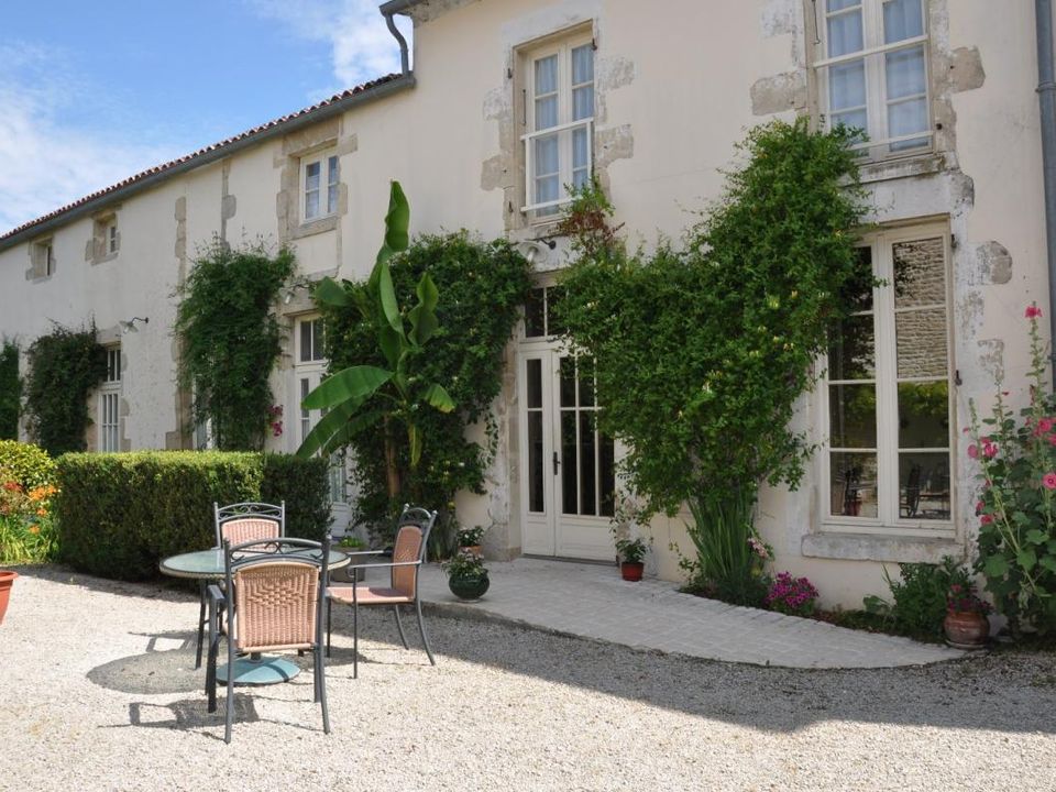 Villa i Aulnay, Charente-Maritime - foto 1