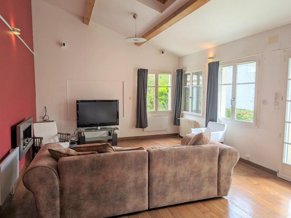 Rekkehus i Saint-Jean-d'Angely, Charente-Maritime - bilde 3