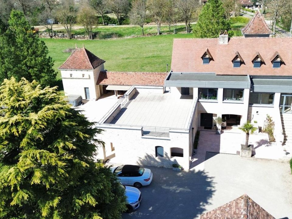Villa in Villeneuve, Aveyron - photo 4