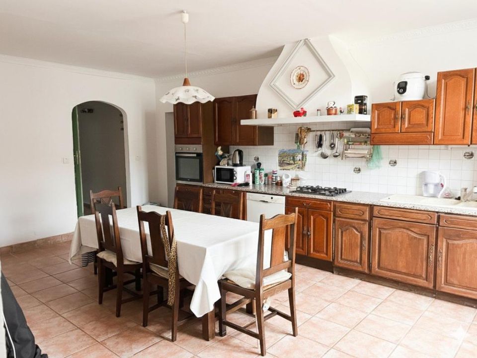 Gårdshus i Saint-Jean-d'Angely, Charente-Maritime - bilde 4