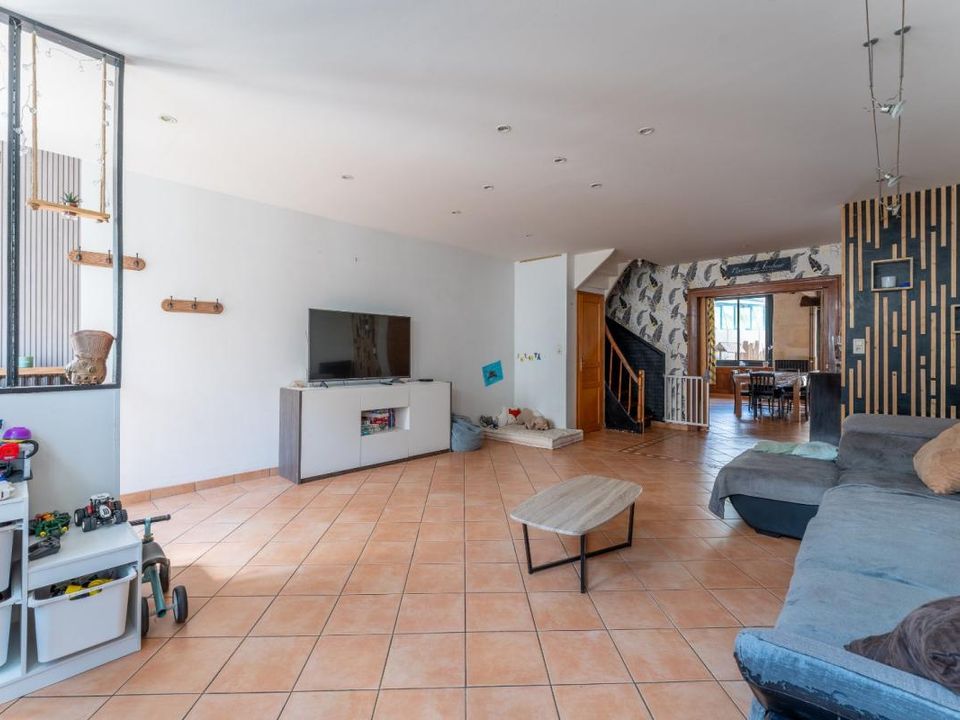 Villa i Saint-Jean-d'Angely, Charente-Maritime - bilde 3