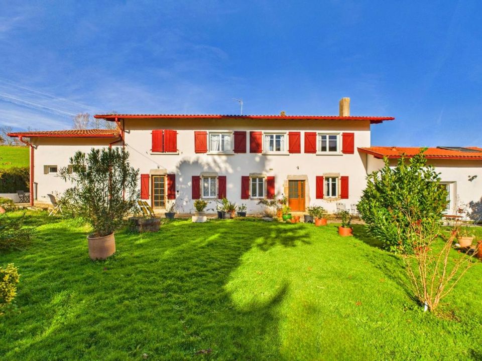 Villa i Guiche, Pyrenees-Atlantiques - foto 1