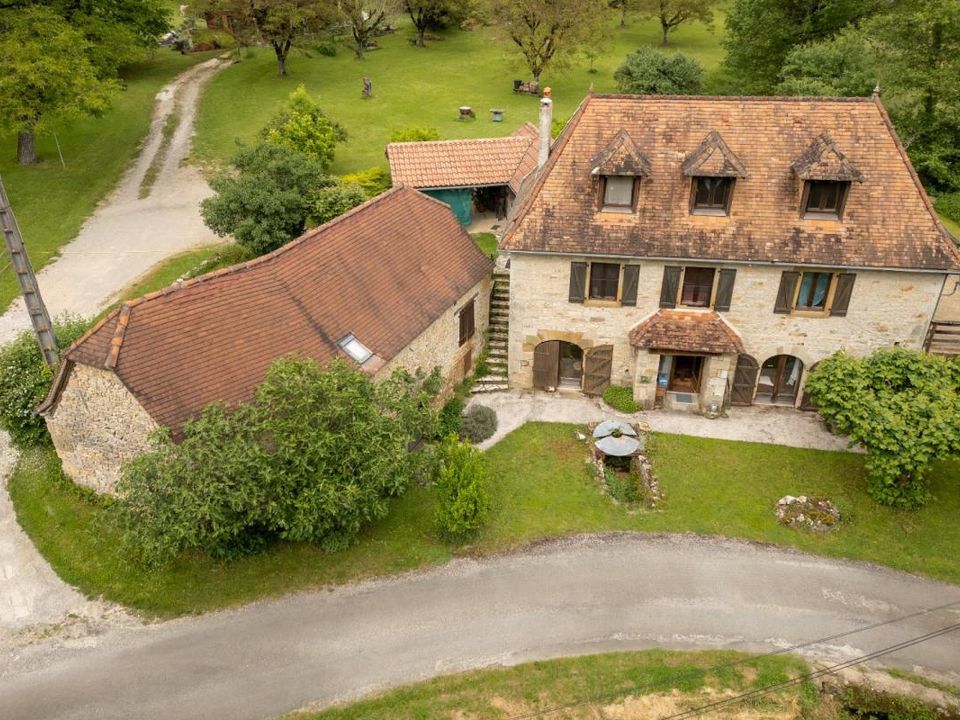 Farm hus i La Chapelle-aux-Saints, Correze - foto 1