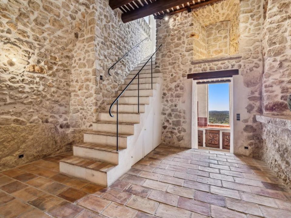 Landsbyhus i Chateauneuf-Grasse, Alpes-Maritimes - foto 1