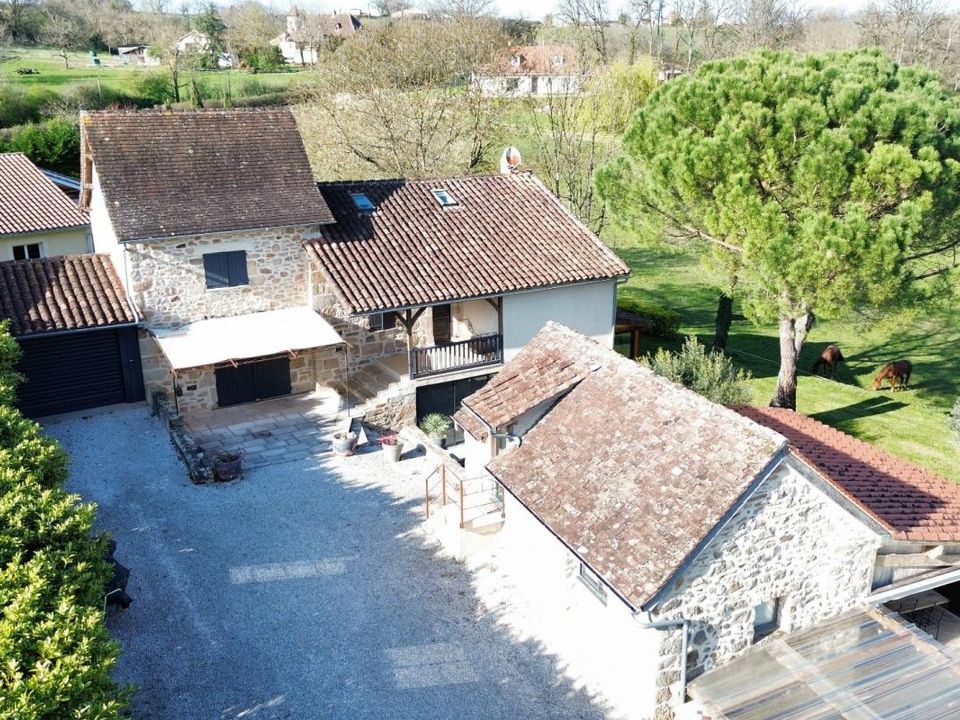 Casa de campo en Figeac, Lot - foto 1