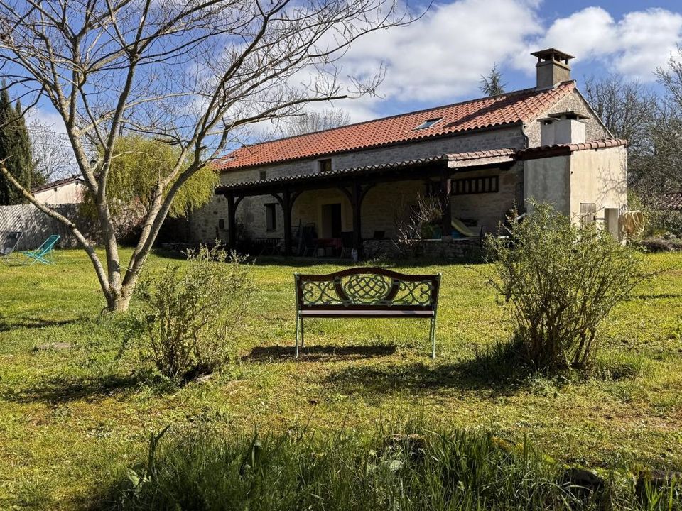 Villa i Bach, Lot - foto 1