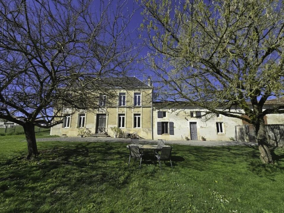Villa i Saint-Pierre-de-Juillers, Charente-Maritime - foto 1
