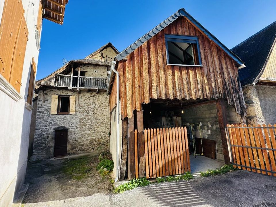 Landsbyhus i Uchentein, Ariege - foto 1