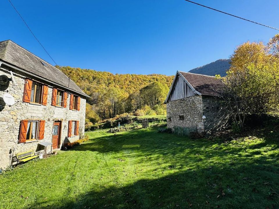 Casa de campo en Uchentein, Ariege - foto 1
