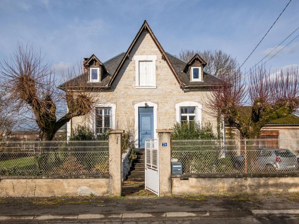 Landejendom i Biars-sur-Cere, Lot - foto 1