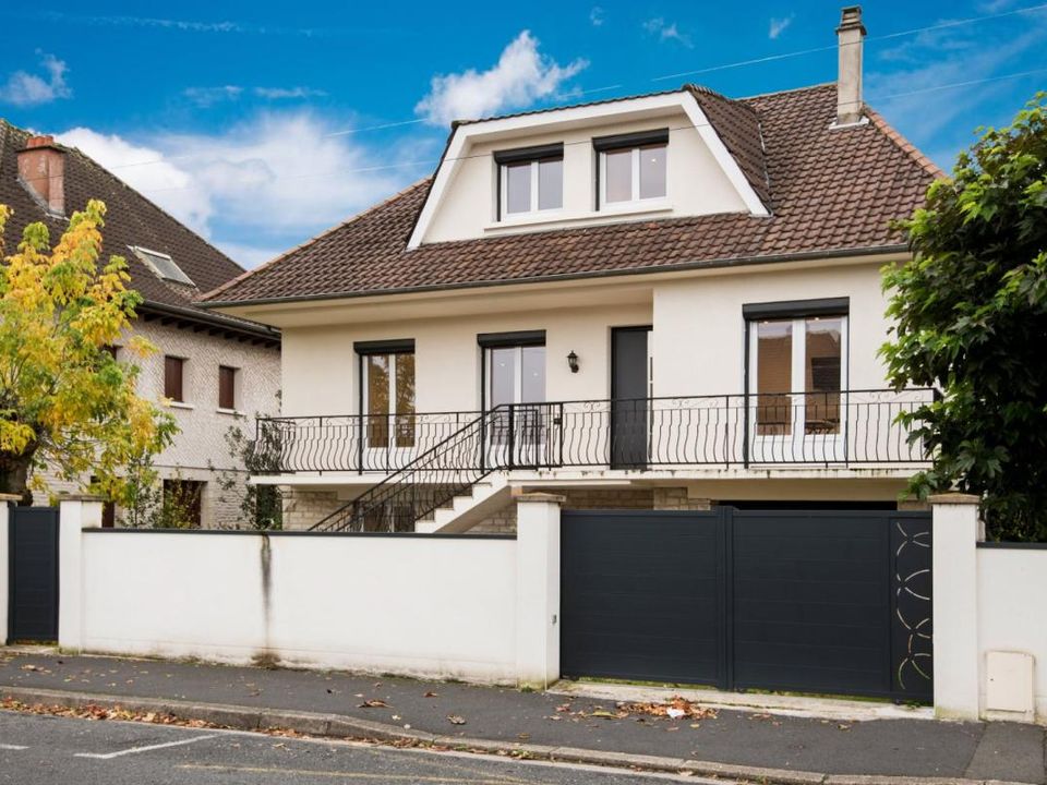 Villa i Brive-la-Gaillarde, Correze - foto 1