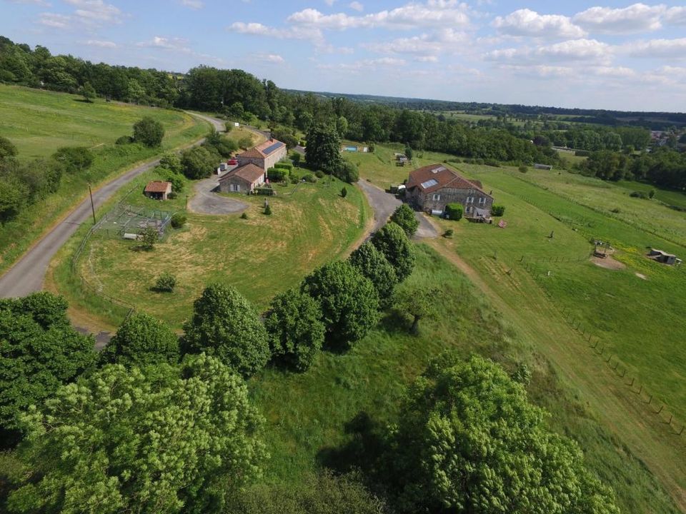 Landejendom i Availles-Limouzine, Vienne - foto 1