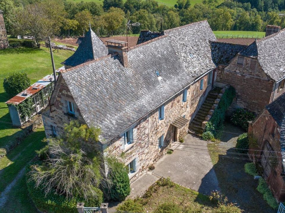 Villa in Saint-Cyprien-sur-Dourdou, Aveyron - foto 4