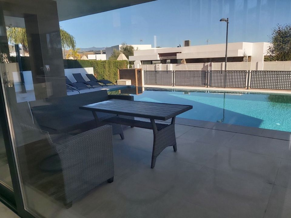 Villa i Estepona, Malaga - foto 4