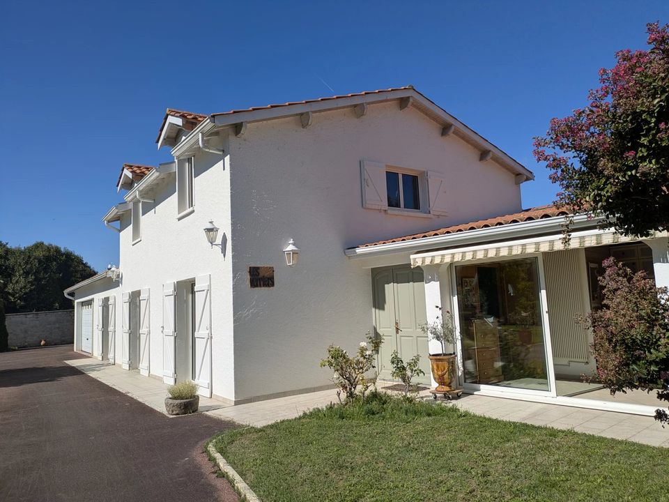 Villa i Saint-Sylvestre-sur-Lot, Lot-et-Garonne - foto 1