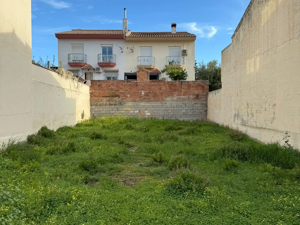 Helårsgrund i Fuengirola, Malaga - foto 2