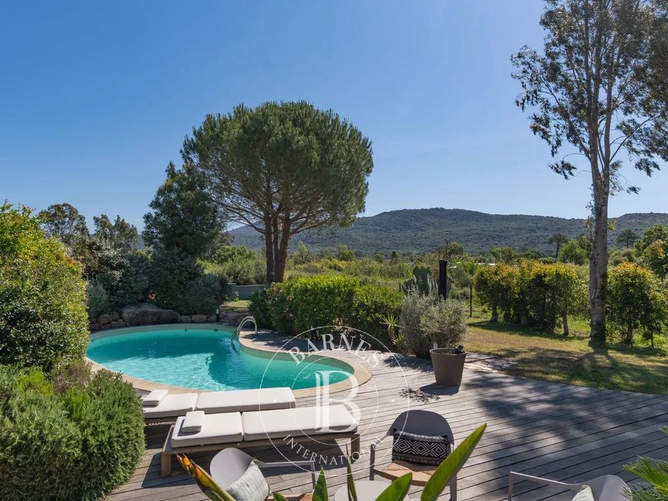 Villa i Porto-Vecchio, Corse-du-Sud - foto 1