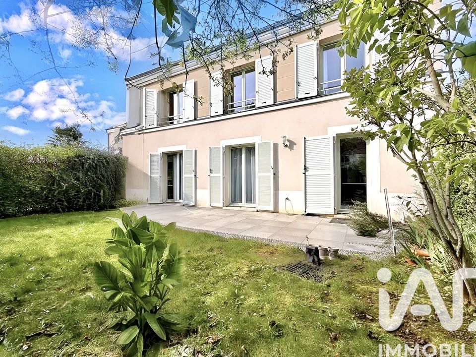 Villa i Bussy-Saint-Georges, Seine-et-Marne - foto 1