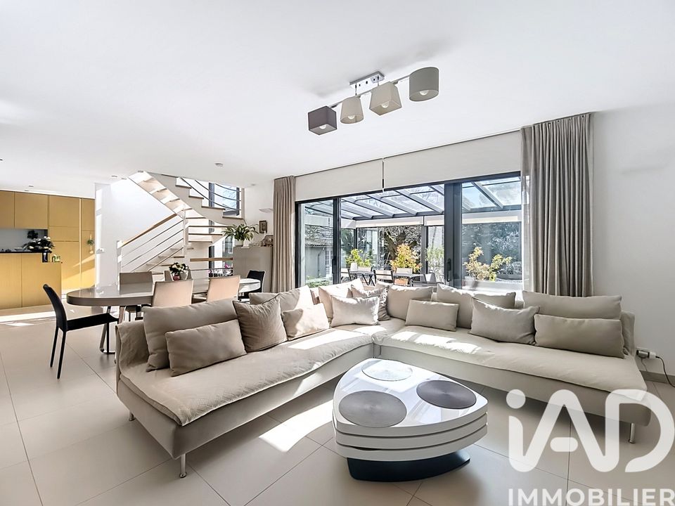Villa i Saint-Maur-des-Fossés, Val-de-Marne - foto 1