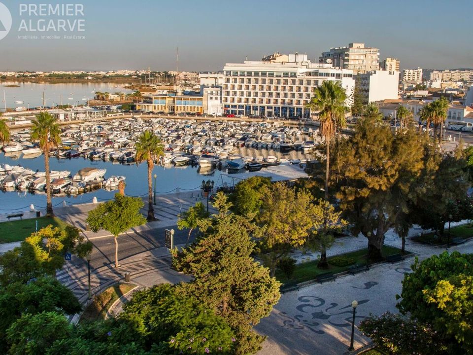 Helårsgrund i Faro, Faro - foto 1