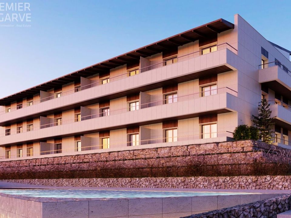Helårsgrund i Santa Barbara de Nexe, Faro - foto 1