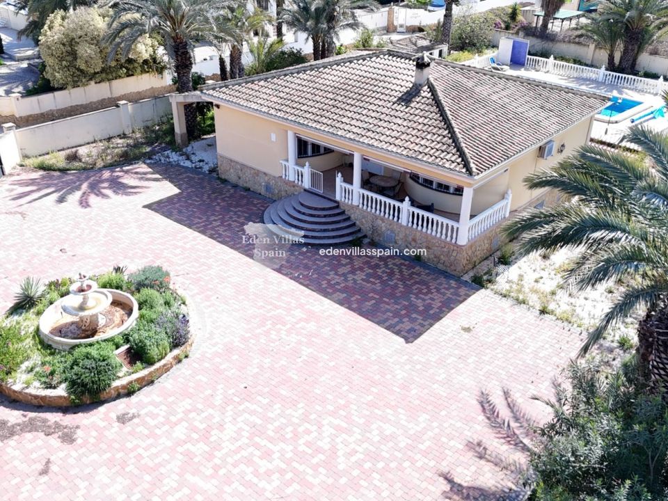 Villa i Alicante, Alicante - foto 1
