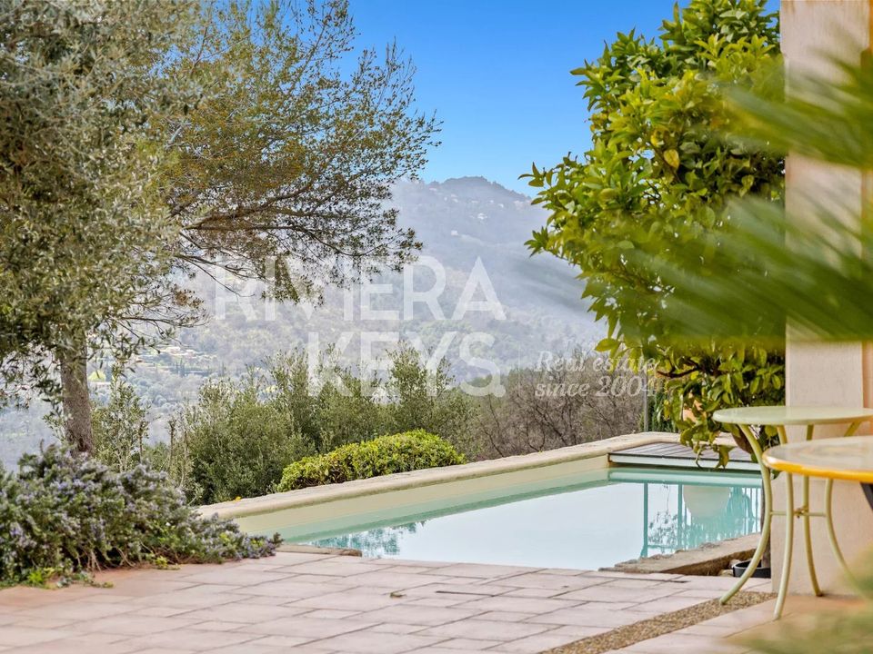 Villa i Tourrettes-sur-Loup, Alpes-Maritimes - foto 1