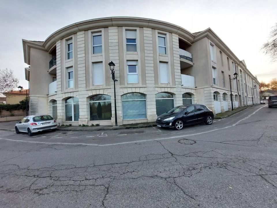 L'establiment comercial a Villeneuve-lès-Avignon, Gard - foto 1