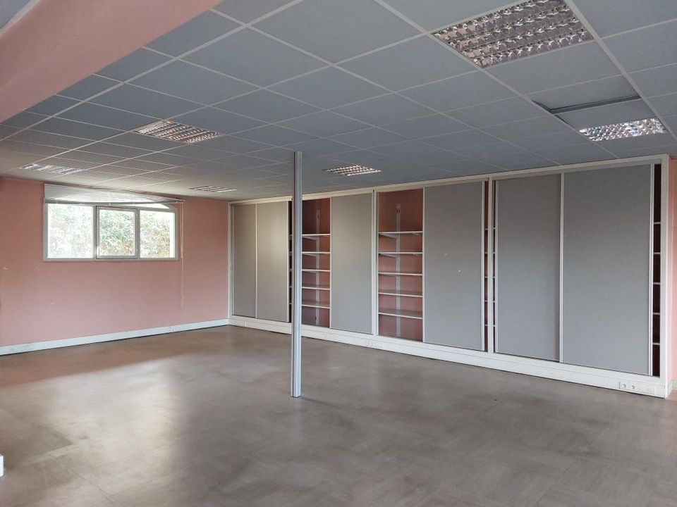 L'establiment comercial a Villeneuve-lès-Avignon, Gard - foto 4