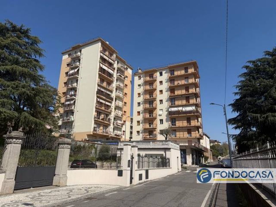 Lejlighed i Palazzolo sull'Oglio, Brescia - foto 1
