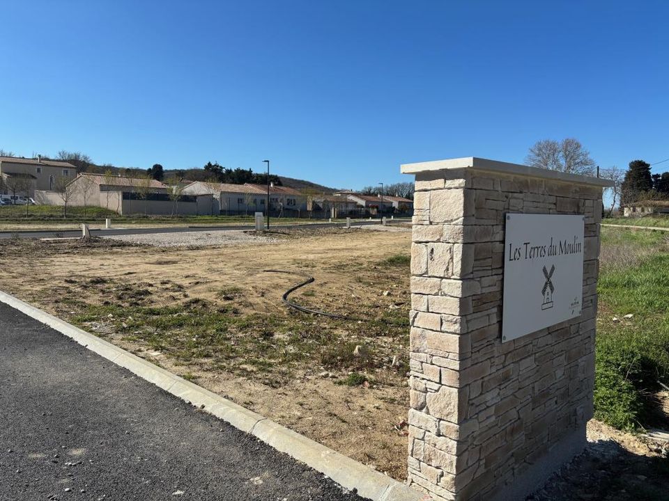 Helårsgrund i Puygiron, Drome - foto 1