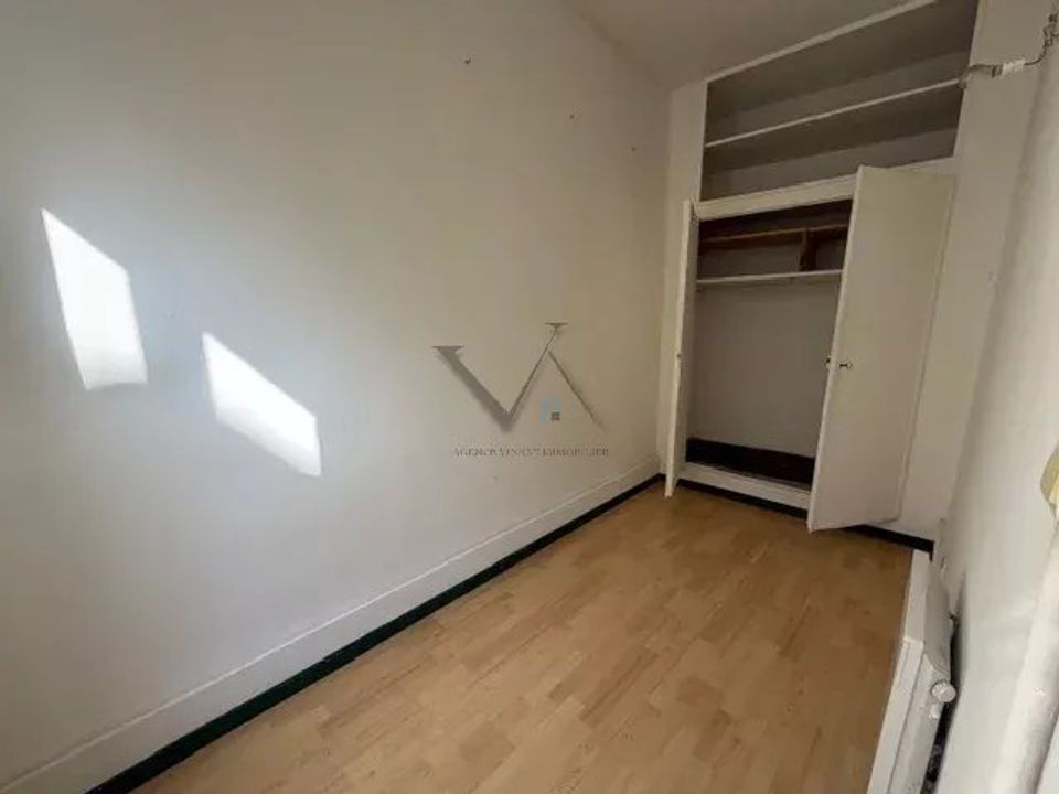 Apartment in Montelimar, Drome - photo 5
