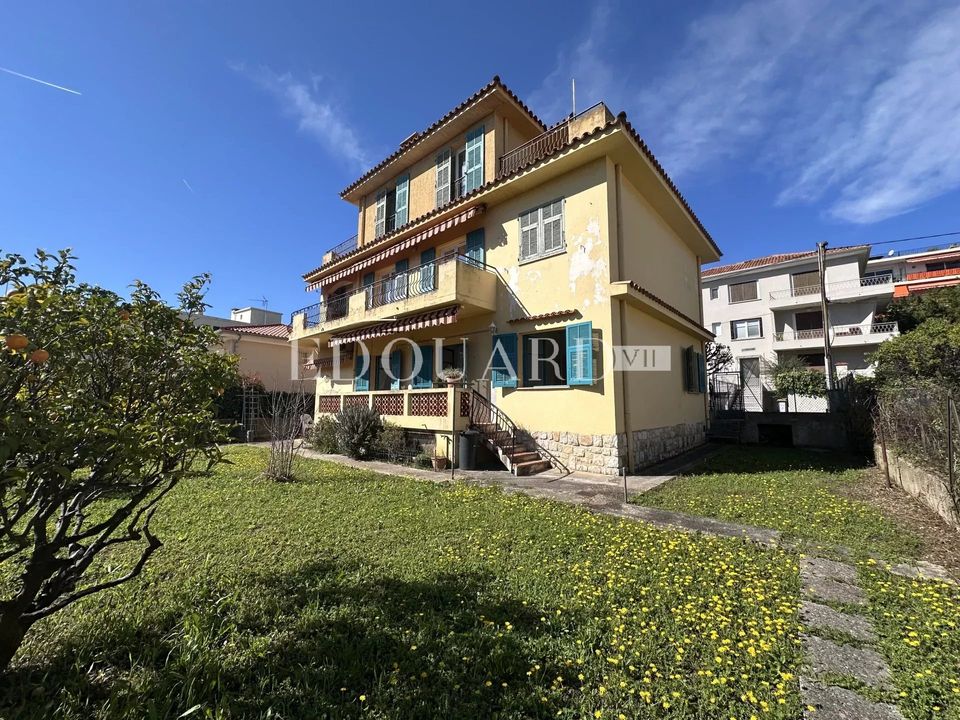Villa i Roquebrune-Cap-Martin, Alpes-Maritimes - foto 1