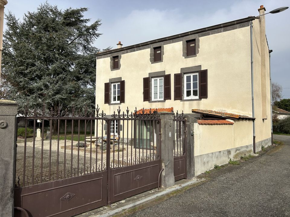 Villa i Saint-Beauzire, Puy-de-Dome - foto 2