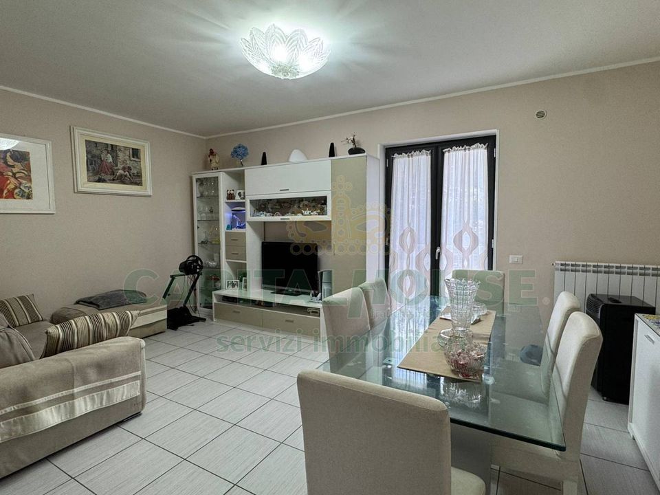 Apartamento em Quadrelle, Avellino - foto 1