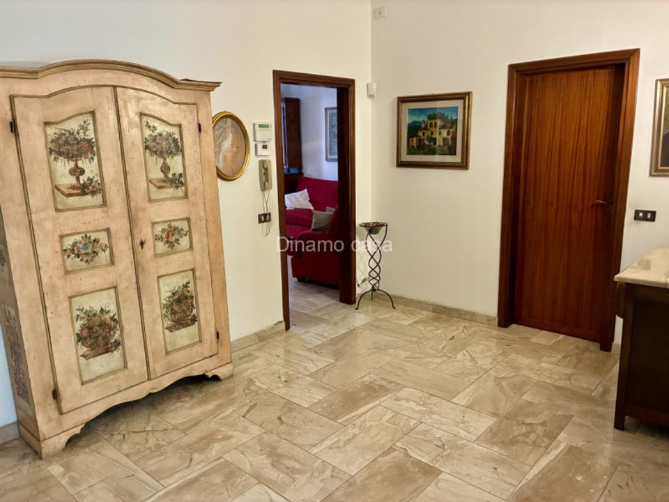 Rekkehus i Prato, Prato - bilde 2