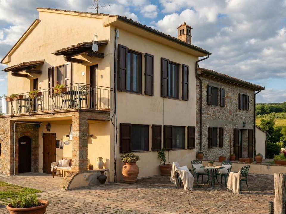 Gårdshus i San Gimignano, Siena - bilde 3
