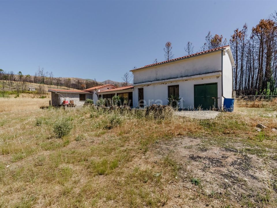 Casa de campo en Covilha, Castelo Branco - foto 4