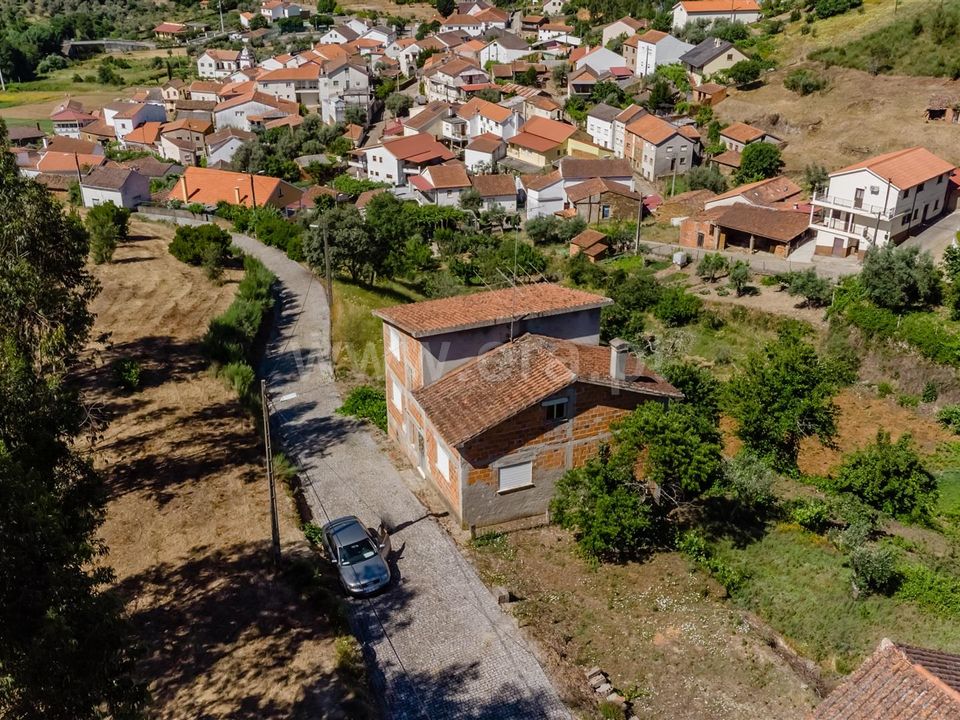 Erhvervsejendom i Fundao, Castelo Branco - foto 2