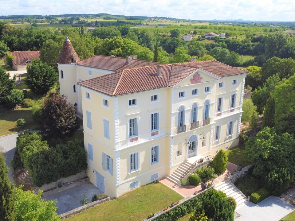 Villa i Monflanquin, Lot-et-Garonne - foto 1