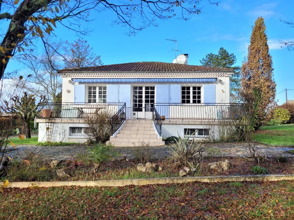 Villa in Nerac, Lot-et-Garonne - foto 1