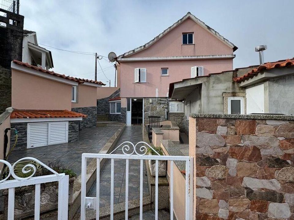 Casa adosada en Vouzela, Viseu - foto 1