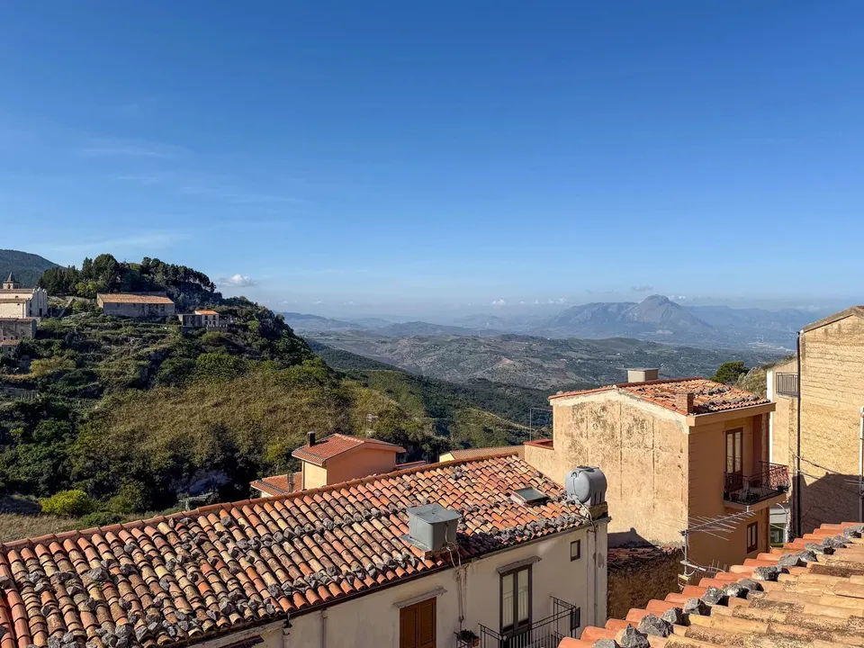 Villa i Gratteri, Palermo - bilde 1