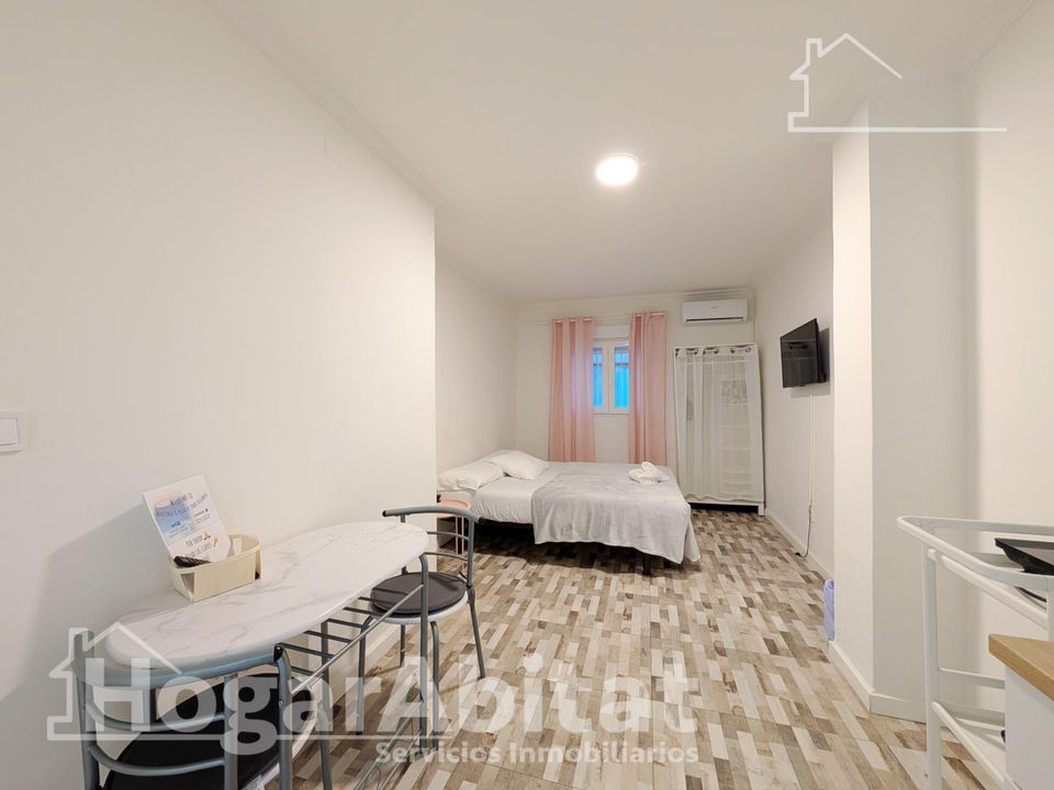 Lejlighed i Alicante, Alicante - foto 1