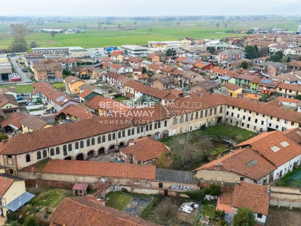 L'establiment comercial a Castagnole Piemonte, Turin - foto 1
