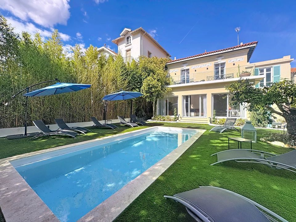 Villa i Cannes, Alpes-Maritimes - foto 1