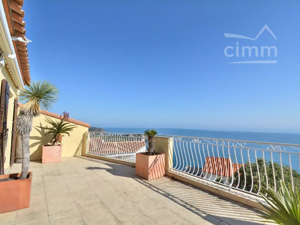 Villa i Cerbère, Pyrenees-Orientales - bilde 1