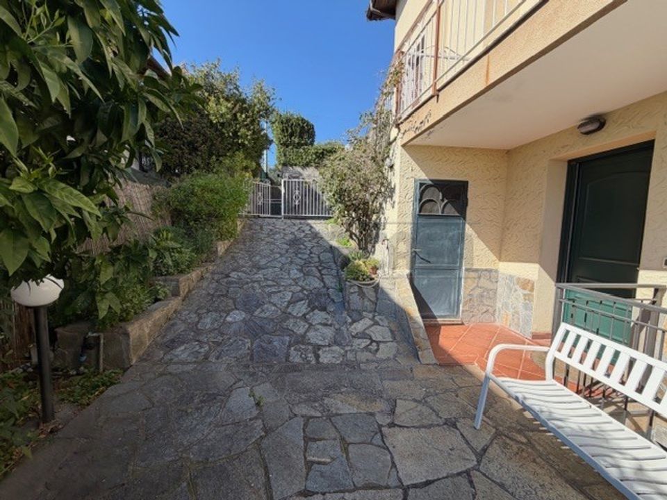 Lejlighed i Boissano, Savona - foto 1