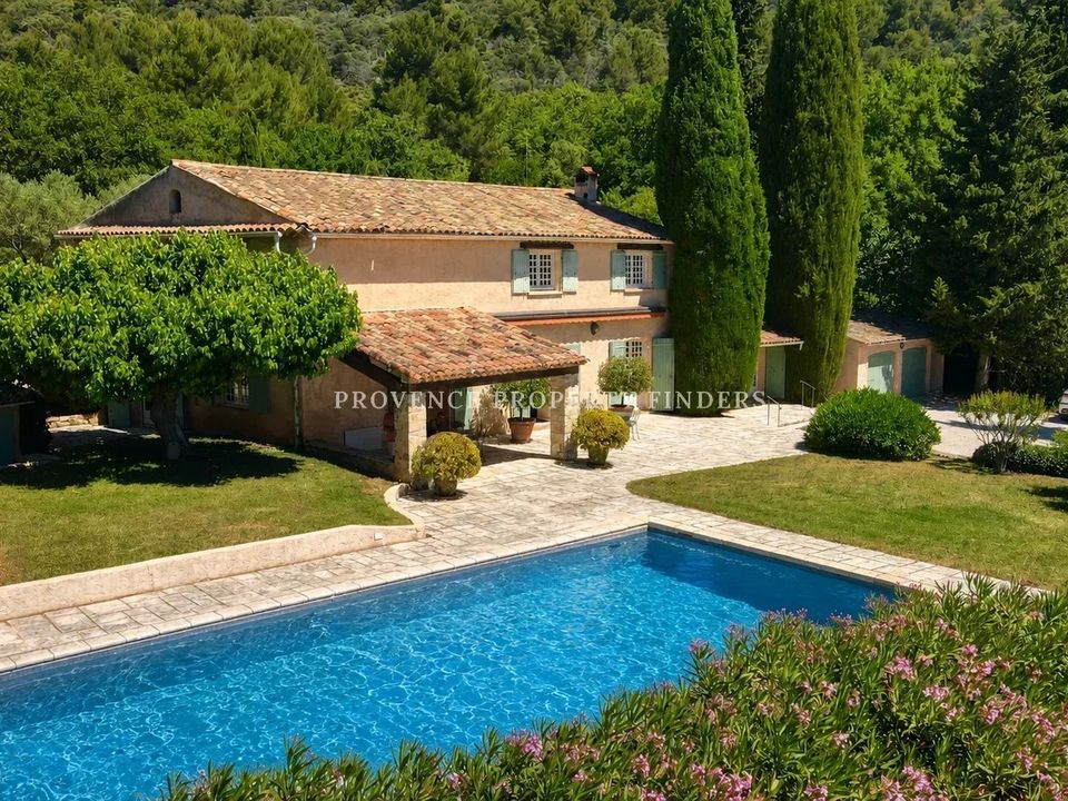 Villa em Aups, Var - foto 1